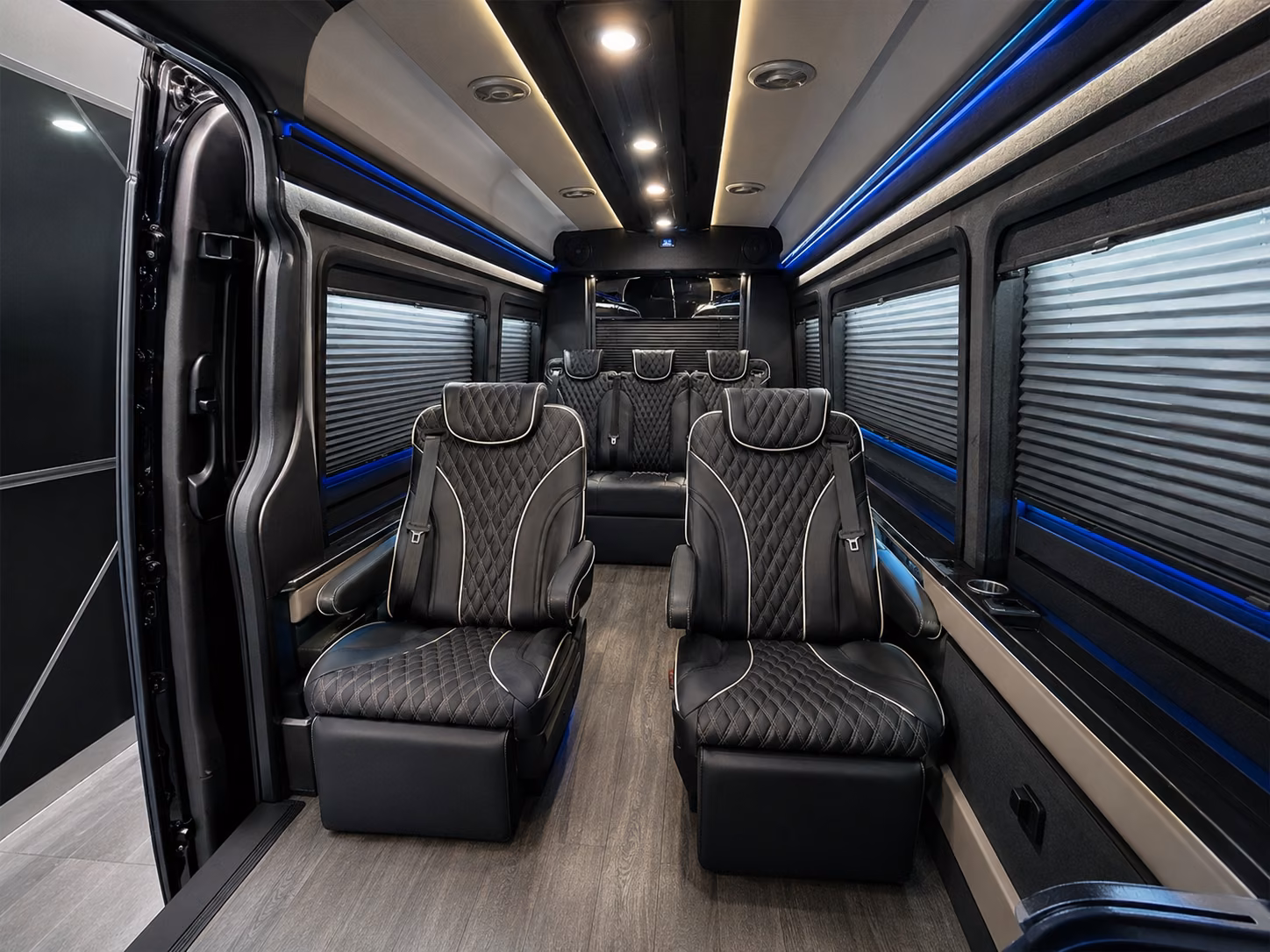 parmacharterbusservices com is ready for holiday travel peaks out of cle